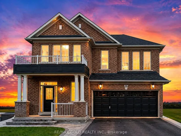 28 Prada Ct, Brampton, ON L6P 2K1