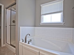 3858 Williams Cv, Springdale, AR 72764