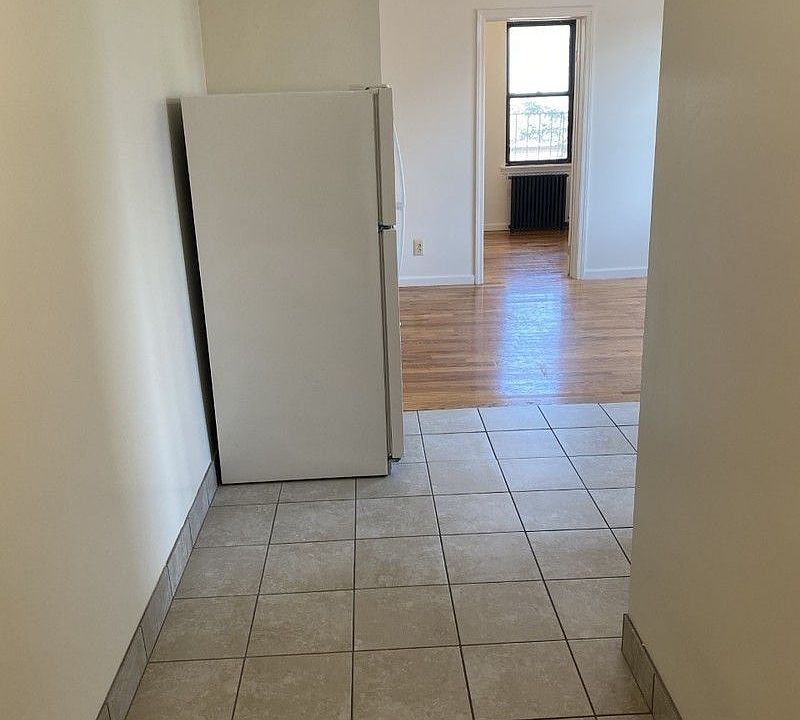 1st image of 77-41 164th St #2B