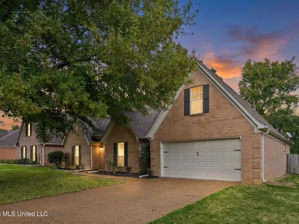 9102 Travis Dr, Olive Branch, MS 38654