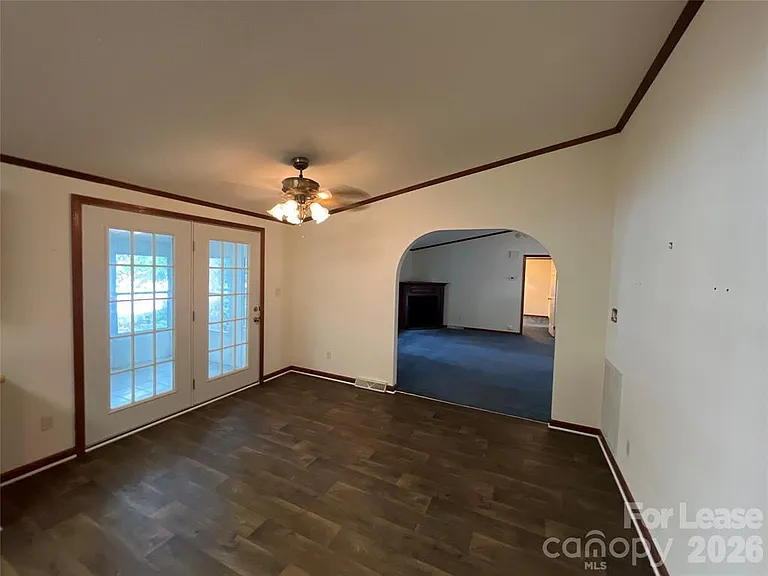 447 Kemp Rd — Photo 17