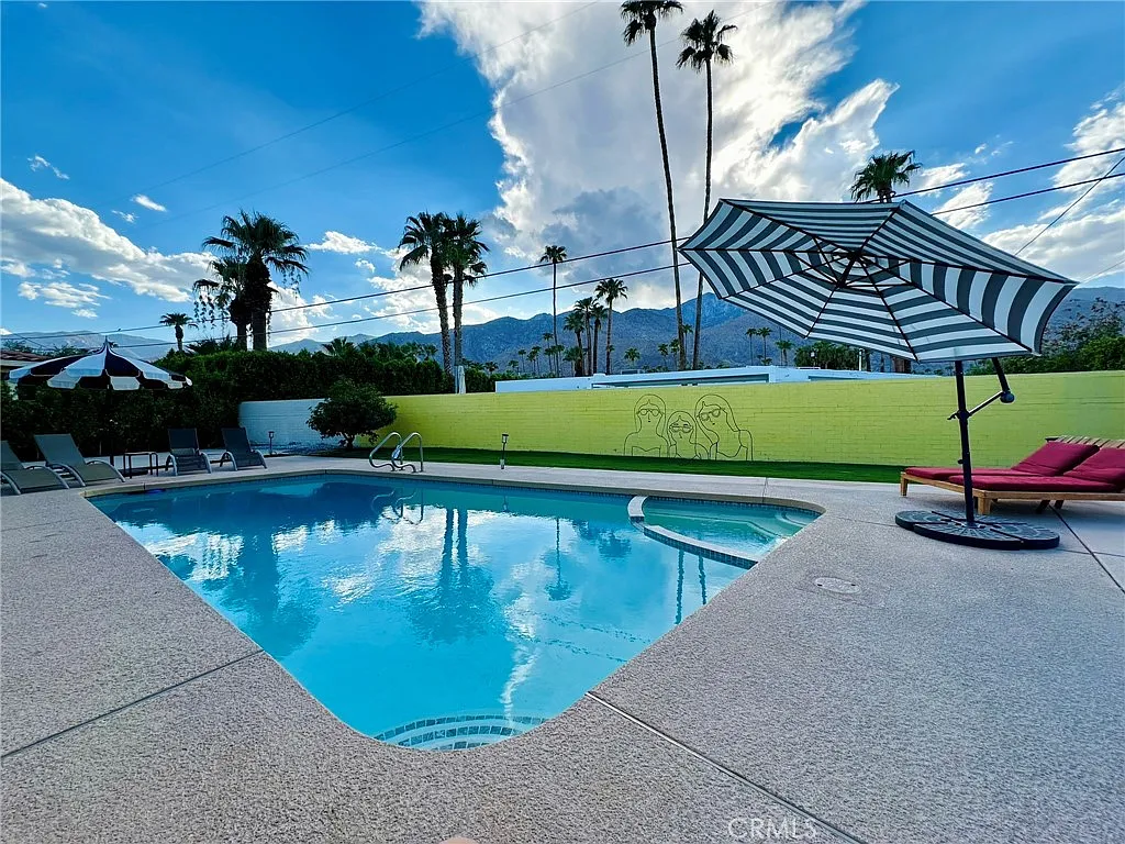 3 bed, 2160 sqft, $7,000 — Photo 1
