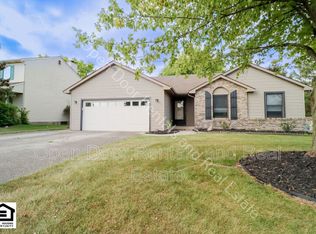 910 Elm St, Auburn, IN