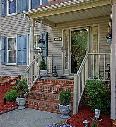 2nd image of 853 Lancaster Ln