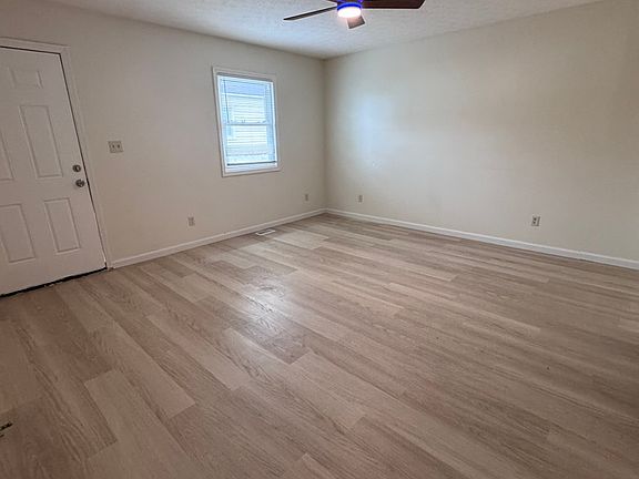 2nd image of 450 Long St #B