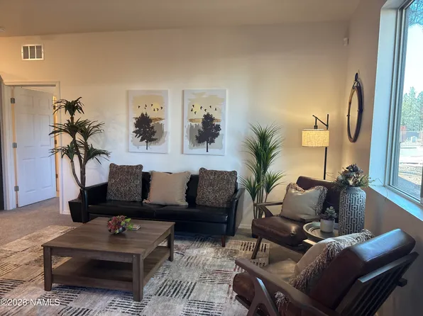 2950 W Presidio Dr #1-305, Flagstaff, AZ 86001