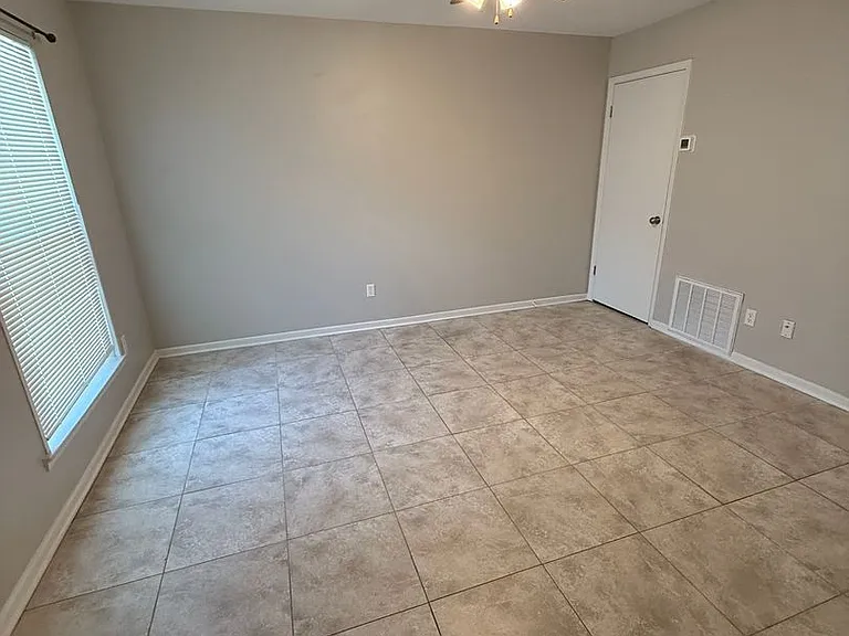 226 Pelham Rd #5 — Photo 11