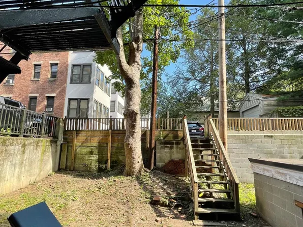 1061 Beacon St, Brookline, MA