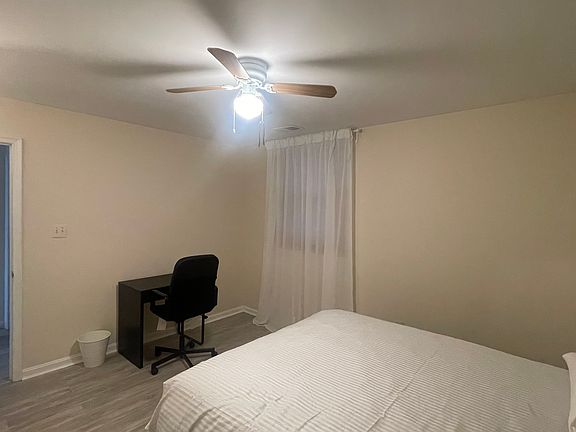 3rd image of 9693 Eaton Woods Pl