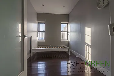 Rented by Evergreen Apartments BK