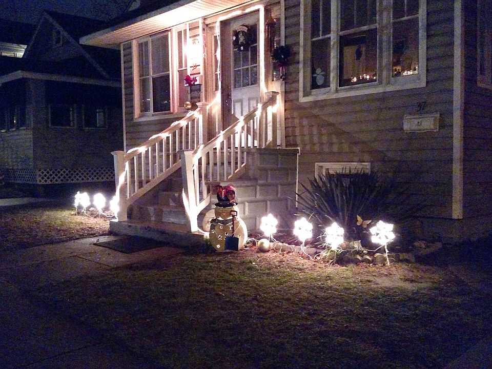 37 Gibbs Ave, Basement Apt