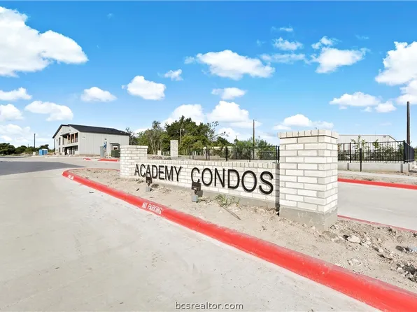 1326 Prairie Dr #212, Bryan, TX 77803