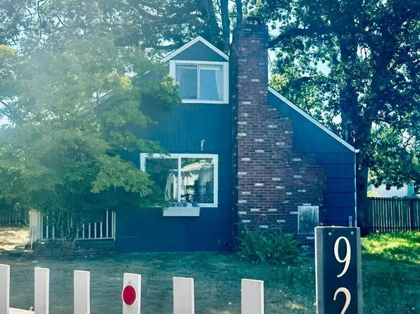 928 107th Street Ct S, Tacoma, WA 98444