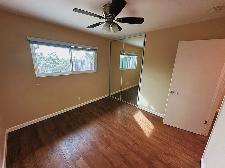 5220 Limerick Ave — Photo 7
