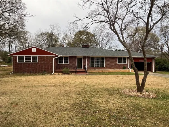 2809 Barnard E Bee Ave, Anderson, SC 29625