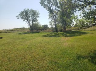 8815 E Boundary Rd, Mount Hope, KS 67108