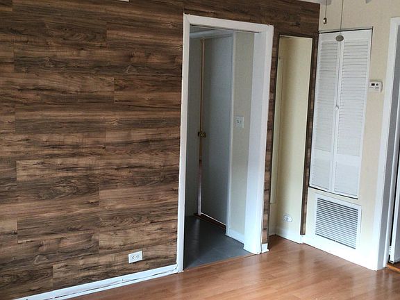 2nd image of 3138 W Schubert Ave #2