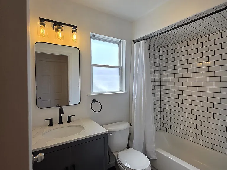 203 Halladay St #1 — Photo 9