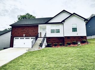 1132 Racker Dr, Clarksville, TN 37043