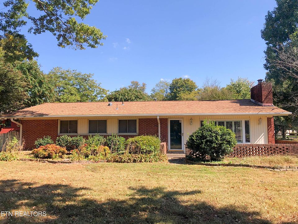1st image of 501 NW Rockingham Dr
