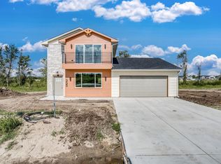 355 South Hbr, Valley Center, KS 67147