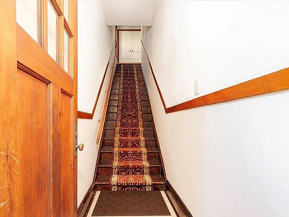 4th image of 232 Des Plaines Ave #2