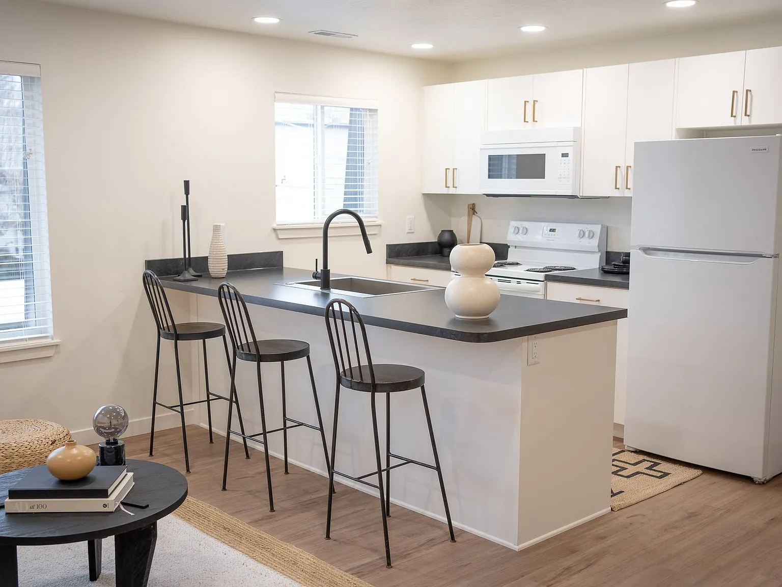 Tupelo Apartments — Photo 2