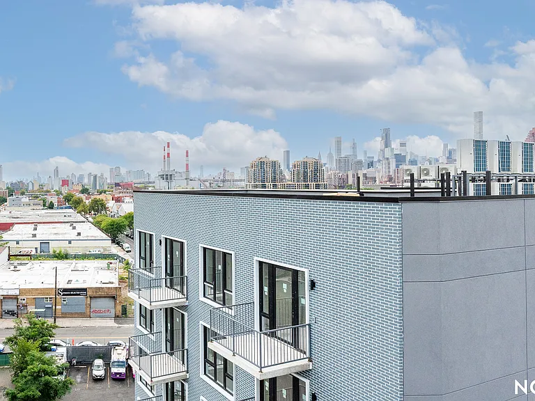 11-24 31st Dr #8B — Photo 47