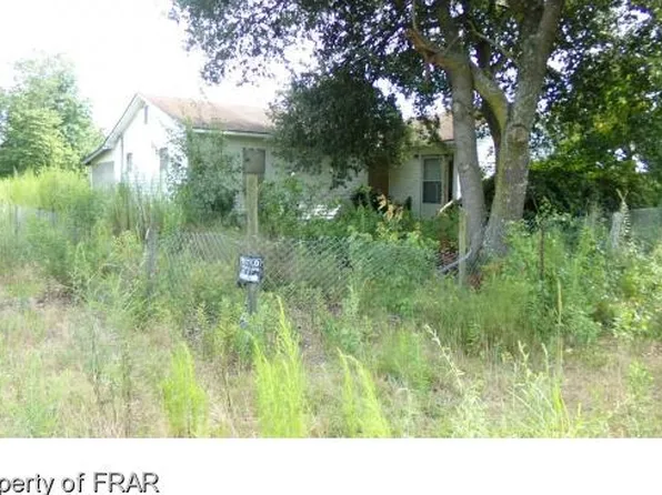 10853 Us Highway 74 W, Maxton, NC 28364