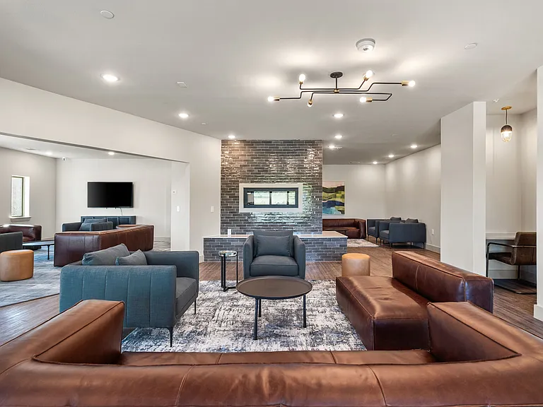3751 Heritage Towne Blvd — Photo 30