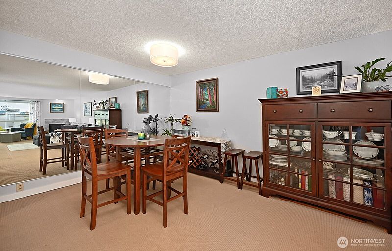 3rd image of 9416 1st Avenue NE #419