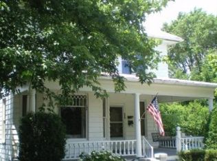 324 S Main St, Moorefield, WV 26836