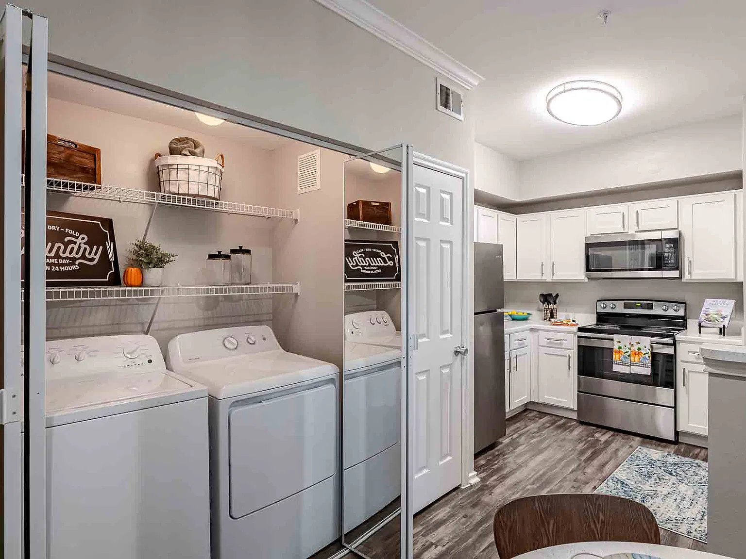 Rockbrook Creek Apartments — Photo 4