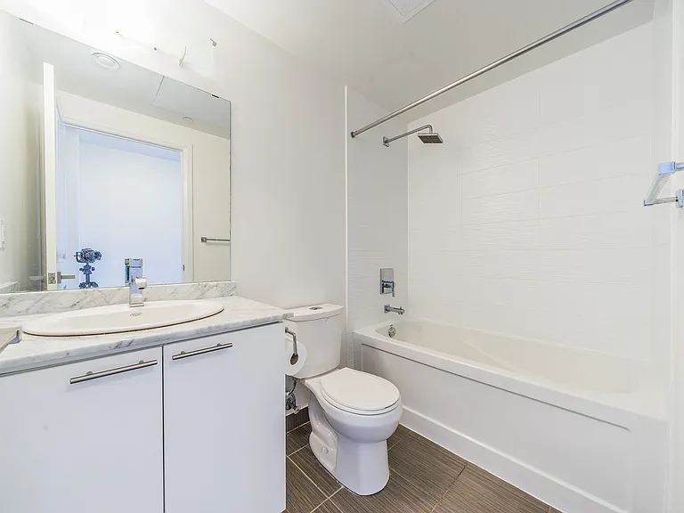 7161 Yonge St #1125 — Photo 7