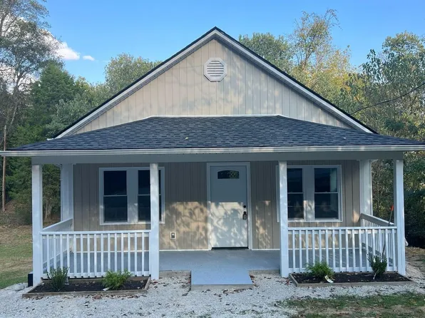 314 Ayers Dr, Harriman, TN 37748