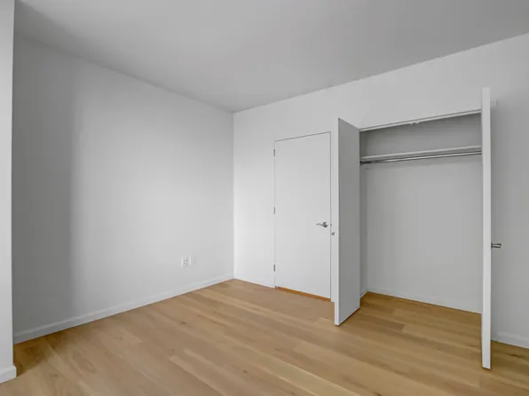 635 West 42nd Street image 27 of 28