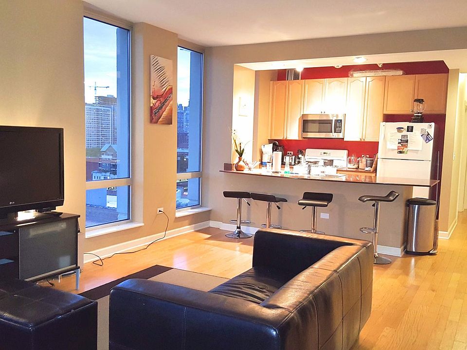 1st image of 1250 S Michigan Ave APT 1210