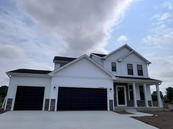 N101W16895 Tanglewood DRIVE, Germantown, WI 53022