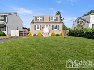 53 Lehigh Ave, Piscataway, NJ