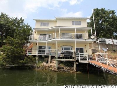 285 Hanks Haven Dr, Sunrise Beach, MO, 65047