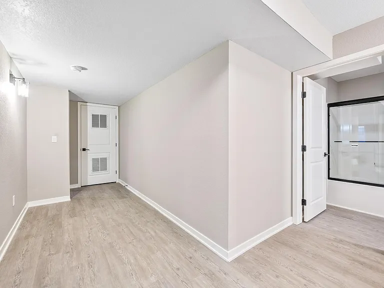 722 Tioga Park Dr #722 — Photo 8