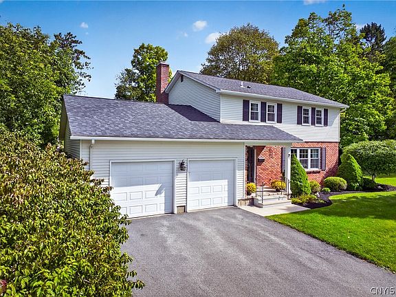 2nd image of 71 Stebbins Dr