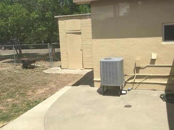3rd image of 291 Coulson Dr