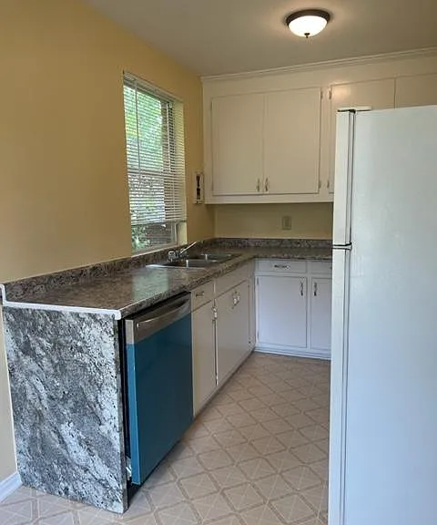 633 E College Ave #637 — Photo 15