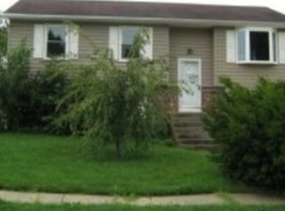 36 Garvey Ln, Newark, DE 19702