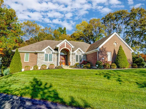 5815 Woodthrush Ln, West Chester, OH 45069