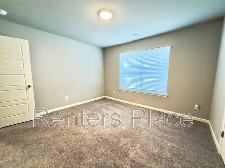 13936 S Ironwood Pl E — Photo 3