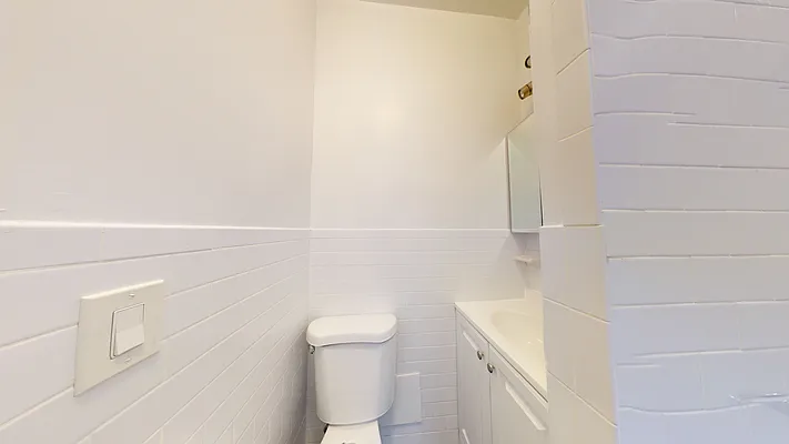 Rented by Bond New York | media 11