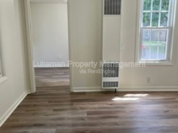 5th image of 412 E Prairie St APT 3
