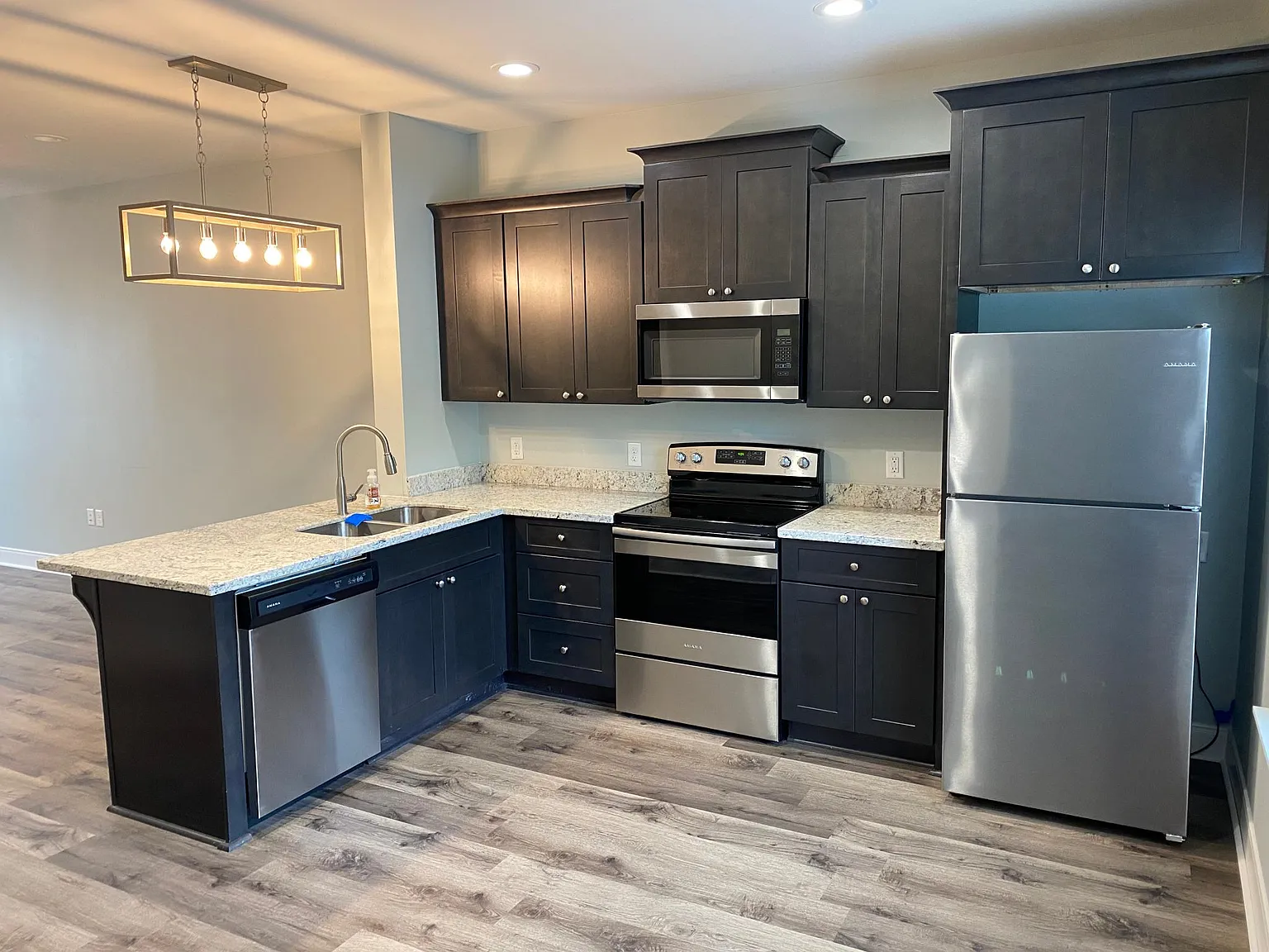 655 Rushing Rd — Photo 2